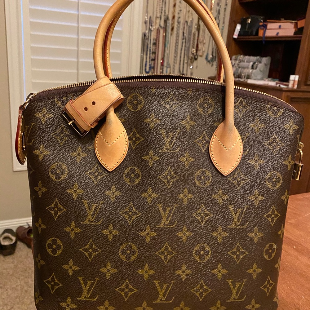 • SOLD • Louis Vuitton Lockit PM